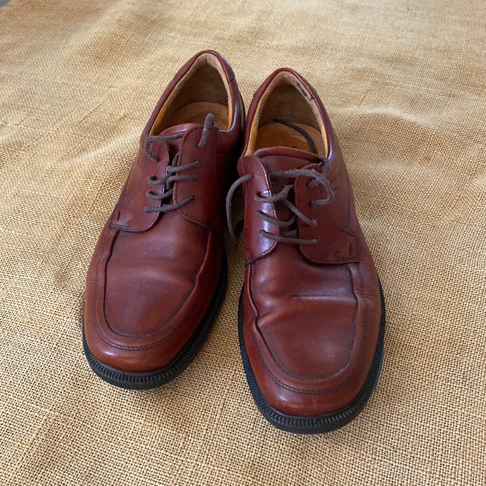 Ecco brown leather shoes
